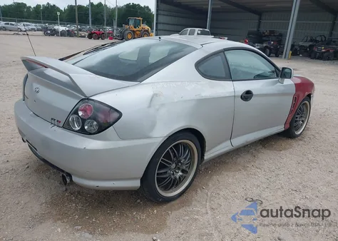 2004 Hyundai Tiburon Gt V6/Gt V6 Special Edition from USA, damaged, VIN KMHHN65F74U127696
